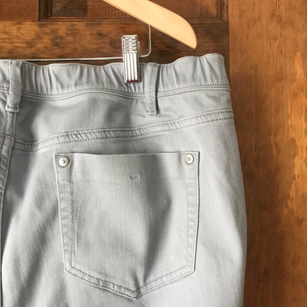J. Jill Blue w/Ombre Leg Authentic Fit Slim Ankle Jeans Size 18 - Picture 12 of 14